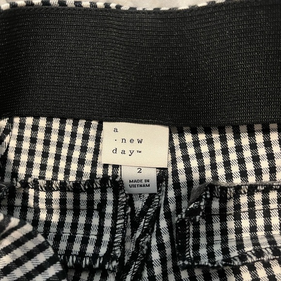 Target - A New Day - Bi-Stretch Skinny Pants - Black Gingham - Picture 7 of 11